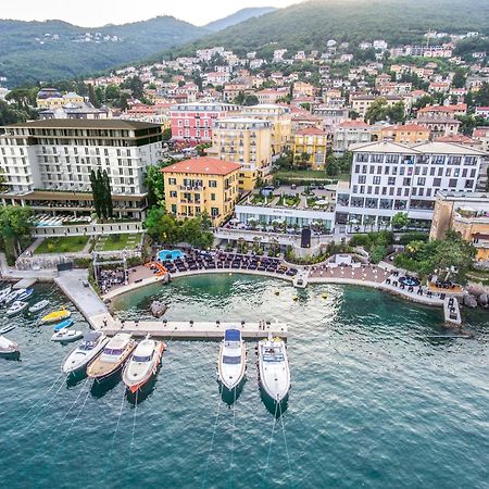 Amadria Park Hotel Royal Opatija Exteriör bild