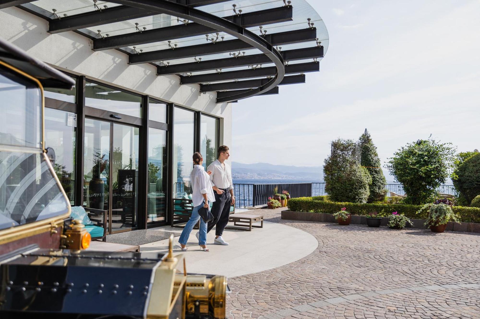 Amadria Park Hotel Royal Opatija Exteriör bild